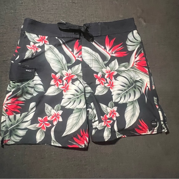 RVCA swim trunks - Picture 3 of 4